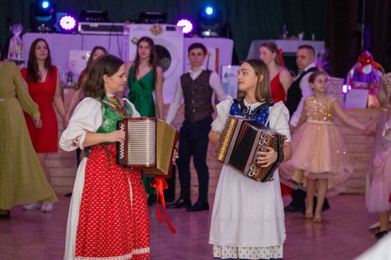 XV. ročník Farského plesu úspešne za nami!