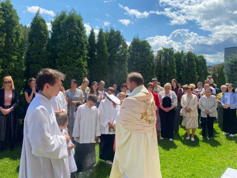 Štiavnička – procesia Najvätejšieho Kristovho Tela a Krvi